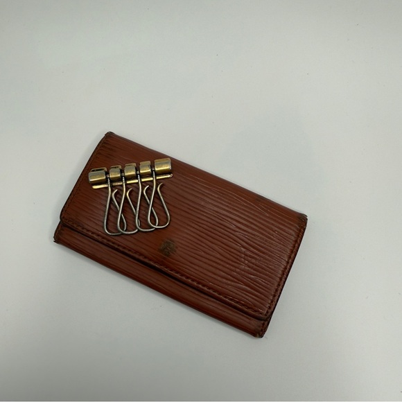 Louis Vuitton Other - Louis Vuitton 4 Key Holder/Muticles Orange Epi Leather | Unisex | Used | Vintage